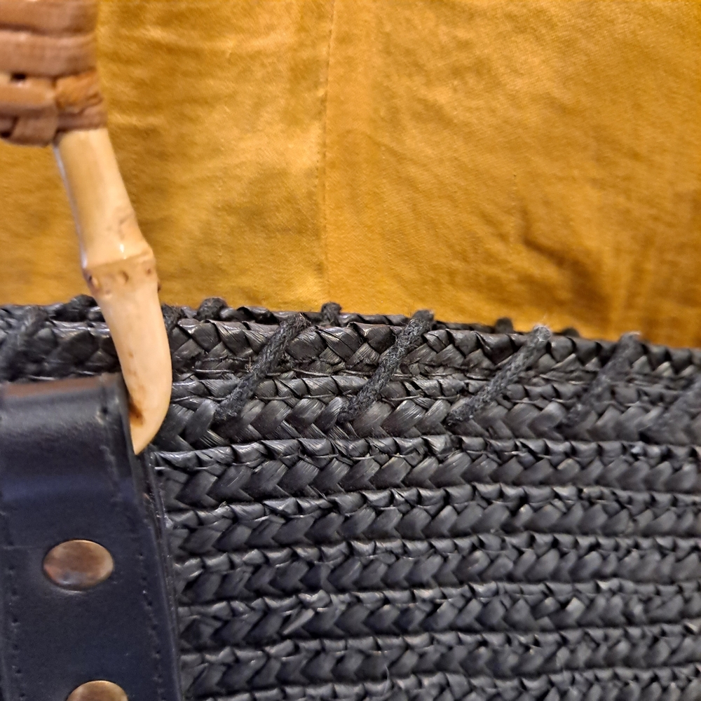 Elegant Black Woven Straw Tote with Twisted Bamboo Handles & Leather Accents - Picture 12 of 12